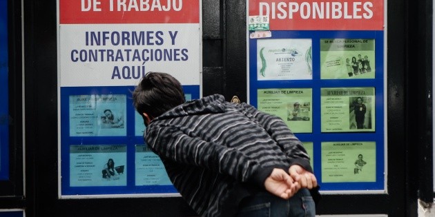 Hay casi 600 mil desempleados m&aacute;s que en 2020