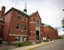 Unos 150 mil niños amerindios, mestizos e inuit fueron reclutados a la fuerza en estas escuelas. AP/A. Snucins