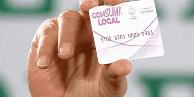 Regidores de Guadalajara piden investigar entrega de tarjetas en campa&ntilde;a