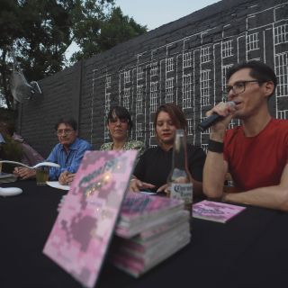 Álvaro Luquín explora la nostalgia y la poesía en “Paraíso Pixel”