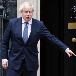 Boris Johnson y su novia se casan en secreto, según medios británicos