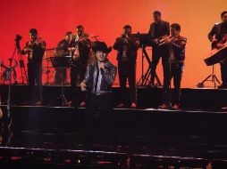 Nodal interpretó temas como “Me dejé llevar”, “El dolor con el licor”, “Aquí sigo tras de ti”, “Aquí abajo”, “Nace un borracho”, “No te contaron mal”, “Eres” y “Mamacita”. ESPECIAL