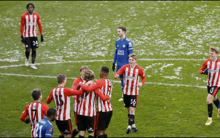 ASCENSO. El conjunto del Brentford se rozará con la élite del balompié inglés. AP