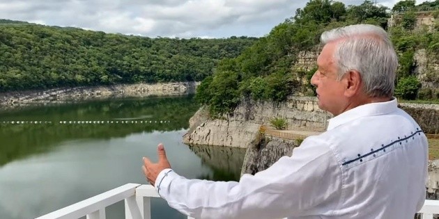 AMLO dice que la transformaci&oacute;n es imparable