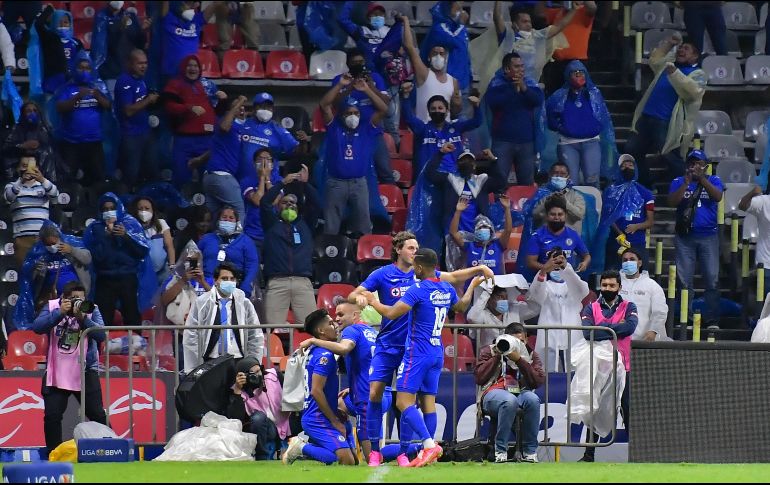 AHORA SÍ. Ayer La Máquina pitó fuerte y levantó su noveno título. IMAGO7