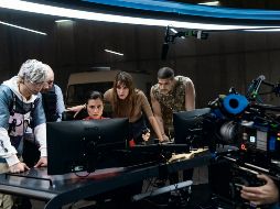 A DETALLE. El elenco y el equipo de dirección tuvo una comunicación fluida. CORTESÍA