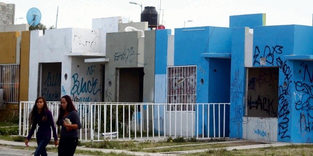 Candidatos al 12 local, sin soluci&oacute;n a casas abandonadas