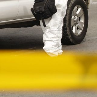 Hallan el cuerpo de un hombre dentro de la cajuela de un coche en Zapopan