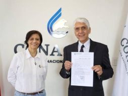 Germán Martínez (d) es ingeniero civil por la UNAM y perito profesional en Ingeniería Hidráulica por el Colegio de Ingenieros Civiles de México. TWITTER/@bjc_agua