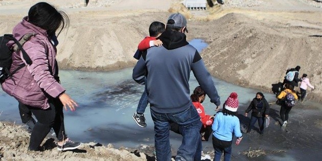 "Qu&eacute;date en M&eacute;xico": EU finaliza formalmente el programa de Donald Trump