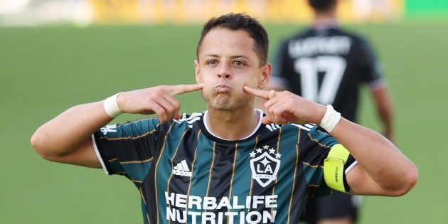 "Chicharito" Hern&aacute;ndez es nombrado jugador del mes en la MLS