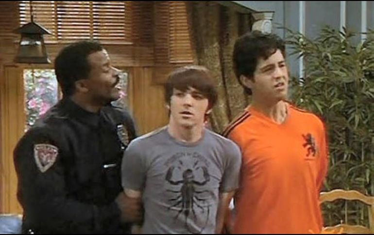 La mayoría de los memes hacia el arresto de Drake Bell hacen referencia al programa “Drake & Josh”. ESPECIAL / Nickelodeon