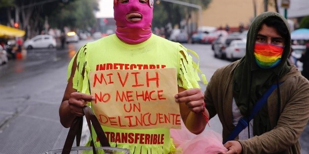 Arresto de hombre que ocult&oacute; a su pareja tener VIH genera pol&eacute;mica