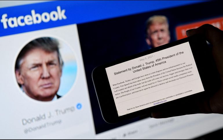 Las cuentas de Trump en Facebook e Instagram permanecen cerradas desde el asalto al Capitolio del pasado 6 de enero. AFP/O. Douliery