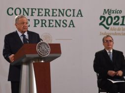 El Presidente López Obrador y el secretario Marcelo Ebrard durante la conferencia matutina. SUN/A. Martínez