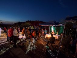 En el lugar del siniestro laboran más de 300 rescatistas, quienes después de desaguar y abrirse paso entre el escombro podrían entrar al fundo. EFE / M. Sierra