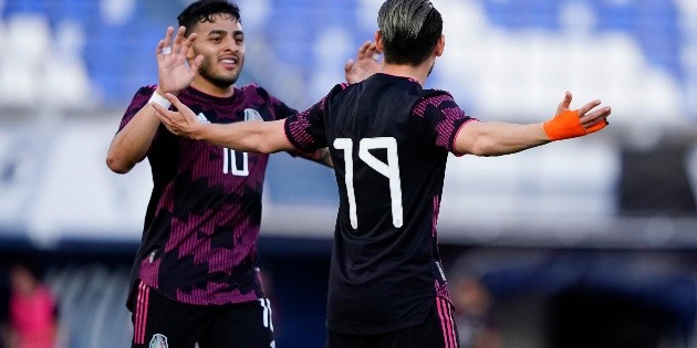 M&eacute;xico pasa primera prueba y derrota a Rumania