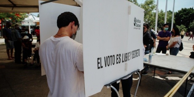 Elecciones Jalisco 2021: Coparmex detecta encuestadores sin identificar en casillas