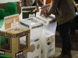 El horario de cierre se realizaró conforme a la hora local de cada una de las 32 entidades del país. Xinhua