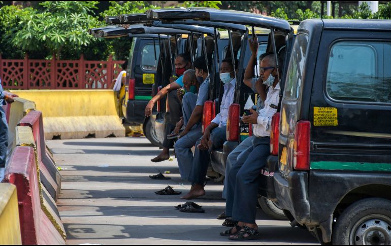 A LA BAJA. L a India ha reportado sus números más bajos de contagios desde que inició la pandemia. AP