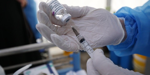 COVID-19: Aplican en promedio 737 vacunas por hora en Jalisco durante este lunes