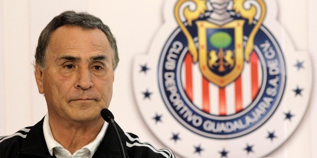 Chivas: ''G&uuml;ero'' Real pide no frenar a canteranos