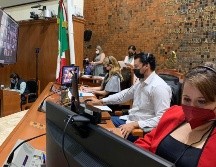 En la sesión de este martes se dio cuenta de la renuncia de Carlos Ramiro Ruiz Moreno, al cargo de titular del Centro de Investigaciones Legislativas. TWITTER / @LegislativoJal