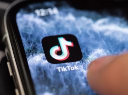 Una nueva orden ejecutiva ordena al Departamento de Comercio que lleve a cabo un análisis ''basado en pruebas'' de las transacciones que involucran aplicaciones que son fabricadas, suministradas o controladas por China. EFE / ARCHIVO