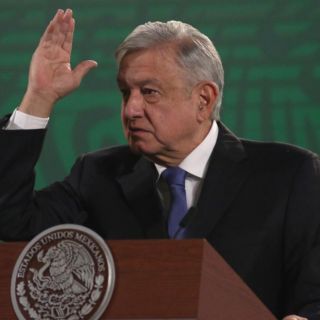 ''Es una falta de respeto'': AMLO, sobre cachetada a Emmanuel Macron
