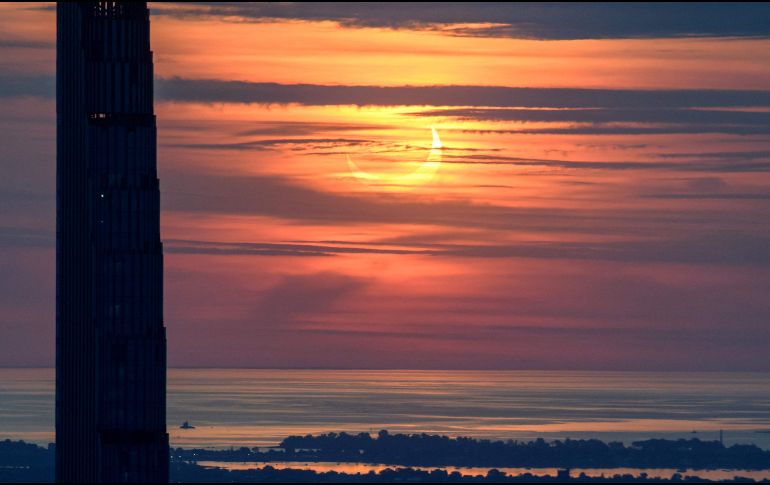El eclipse visto desde Manhattan. AFP / E. Jones
