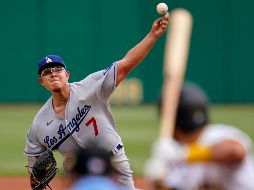 Urías no estuvo particularmente fino, al permitir al menos un corredor en cada una de las primeras cuatro entradas, pero evitó mayores problemas. AP / J. Puskar