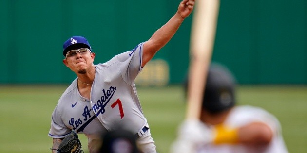 Ur&iacute;as y Betts comandan triunfo de Dodgers sobre Pittsburgh