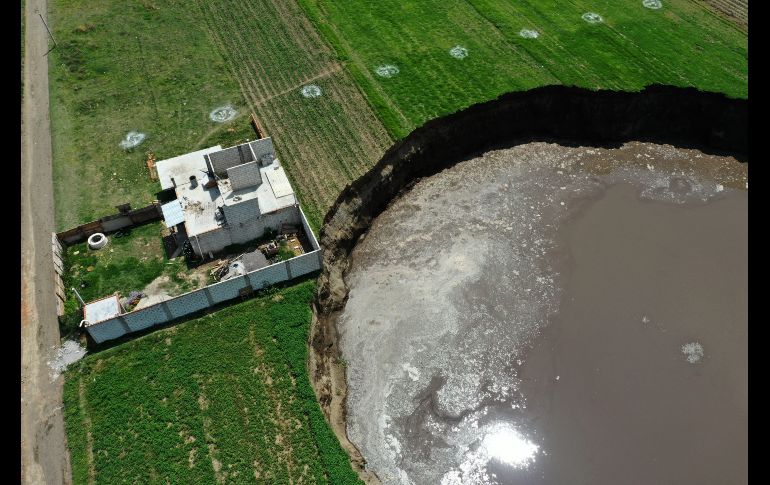 1 de junio. Al crecer, se ha ido acercando a una vivivenda, la cual fue evacuada. AFP/ARCHIVO