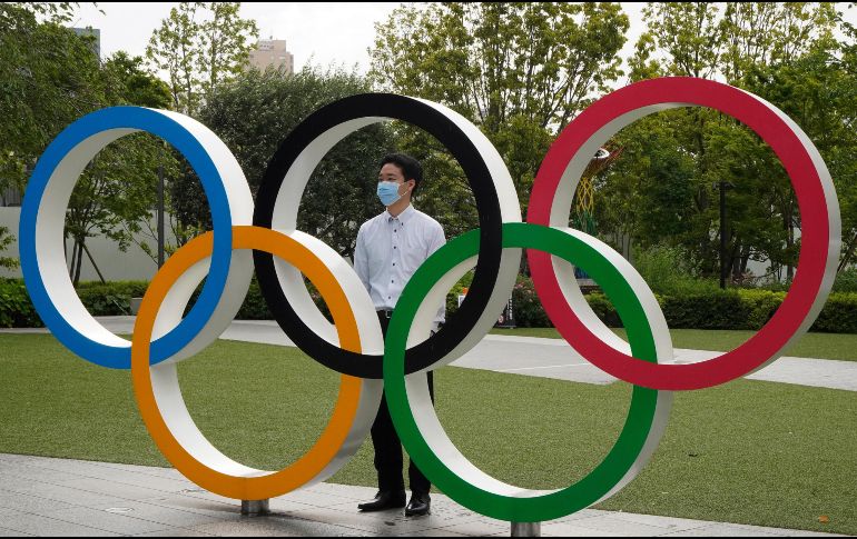 Será hasta la segunda quincena de junio, cuando el Comité Olímpico Mexicano (COM) confirme a la atleta y el atleta encargados de llevar el Lábaro Patrio en la ceremonia el 23 de julio. EFE