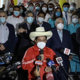Perú: Pedro Castillo lidera el conteo de votos con el 100 % de las actas procesadas