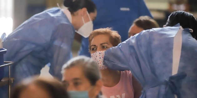 COVID-19: Rompe r&eacute;cord de vacunaci&oacute;n macrocentro del Auditorio Benito Ju&aacute;rez