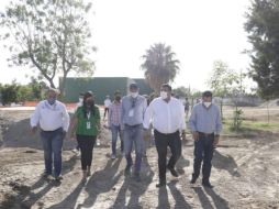 El alcalde tapatío escuchó las inquietudes de los vecinos durante su visita. ESPECIAL