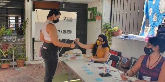 En riesgo de extinci&oacute;n, seis partidos en Jalisco