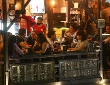 El pasado 6 de julio, autoridades del Estado afirmaron que endurecerán las inspecciones en bares, restaurantes y antros. EL INFORMADOR / ARCHIVO