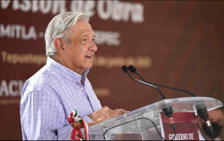 López Obrador asistió a la supervisión de la construcción de la súper carretera Mitla-Tehuantepec, en Oaxaca. ESPECIAL/Presidencia