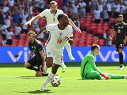 REALIZADO. Raheem Sterling siempre soñó con hacer un gol en Wembley y ayer lo consiguió. AP