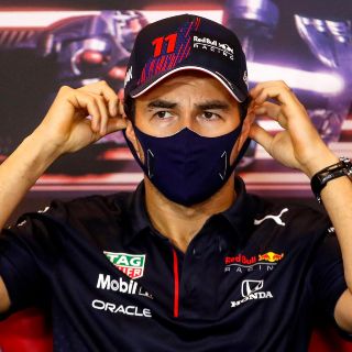 ''Checo'' Pérez: Red Bull tiene dos coches para ganar el campeonato