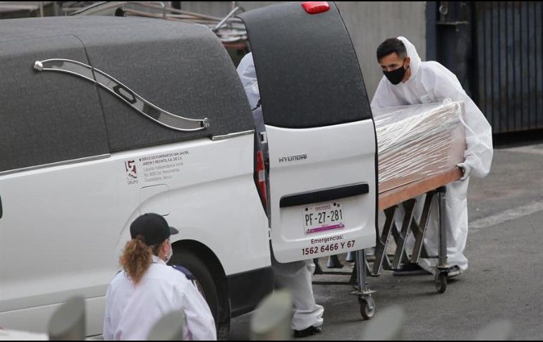 El número de casos activos estimados es de 22 mil 117. EFE/ARCHIVO