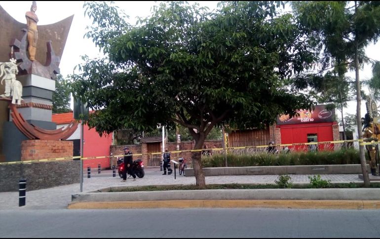 Los agentes de la Policía Investigadora acudieron al lugar a recabar información y establecer las líneas de investigación para aclarar el crimen. EL INFORMADOR / ARCHIVO