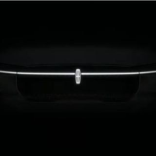 Lincoln anuncia su primera SUV eléctrica para 2022