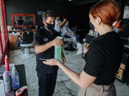 Uno de los  factores que afectó a las y los empresarios fue la inversión que debieron hacer para la implementación de los protocolos sanitarios. EL INFORMADOR /ARCHVO