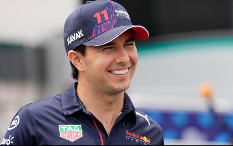 Sergio Pérez. El tapatío, que subió por undécima vez al podio en F1, ganó una carrera en la que, de golpe, avanzó cuatro puestos en la clasificación mundial. AP / F. Mori