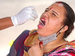 La nueva variante es un 64% más transmisible que la británica (Alpha), según la agencia sanitaria Public Health England (PHE) y representa ya más del 90% de los contagios en el Reino Unido. EFE / Jadadeesh NV