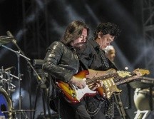 Conforme el concierto avanzó, Saúl interactuó con el público agradeciendo la posibilidad de retornar a las tarimas. EL INFORMADOR/ARCHIVO