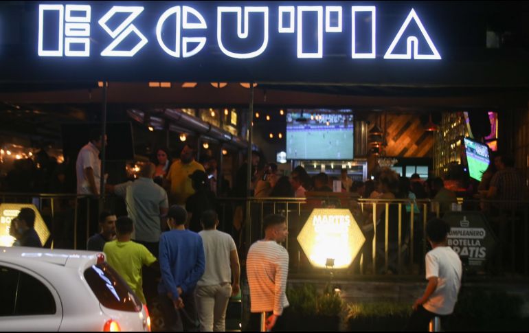 11 de julio. En esa fecha ya se veían bares abarrotados en la zona de Chapultepec. EL INFORMADOR/G. Gallo